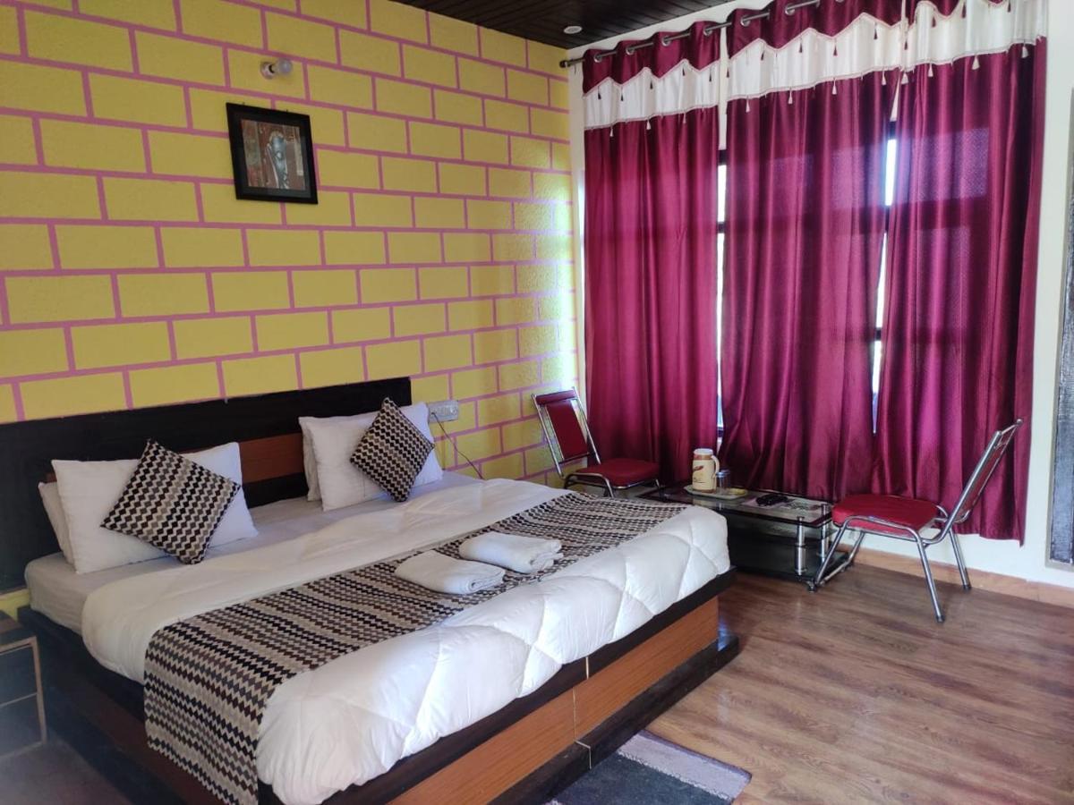Hotel Deepraj, Kausani Exterior foto