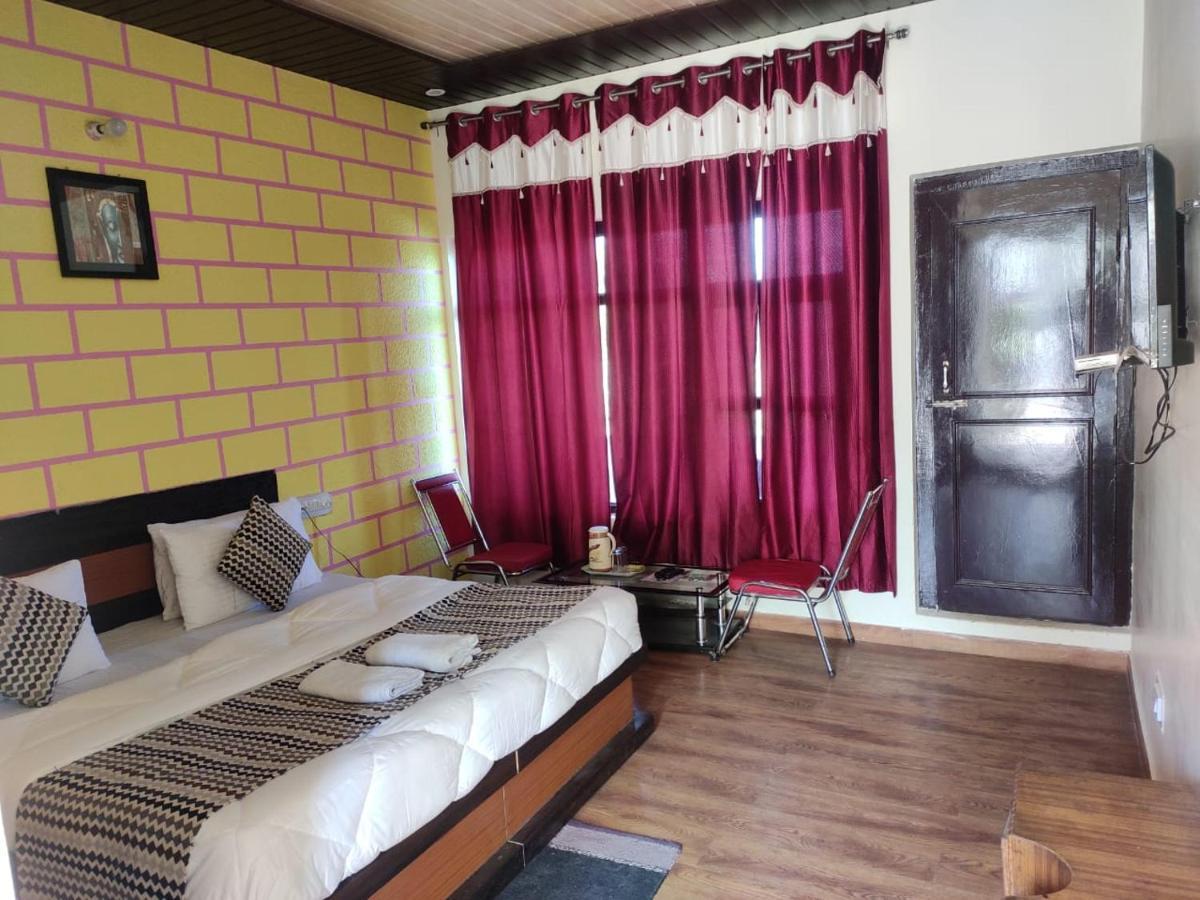 Hotel Deepraj, Kausani Exterior foto